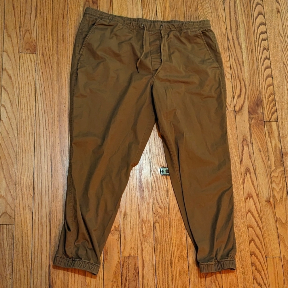 NWOT GAP Men's joggers - brown - XL